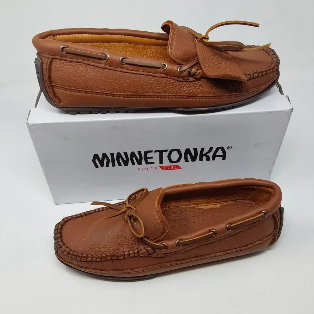 Minnetonka Moosehide Weekender 758 Mens 8.5 Carmel Leather Moccasins Loafers